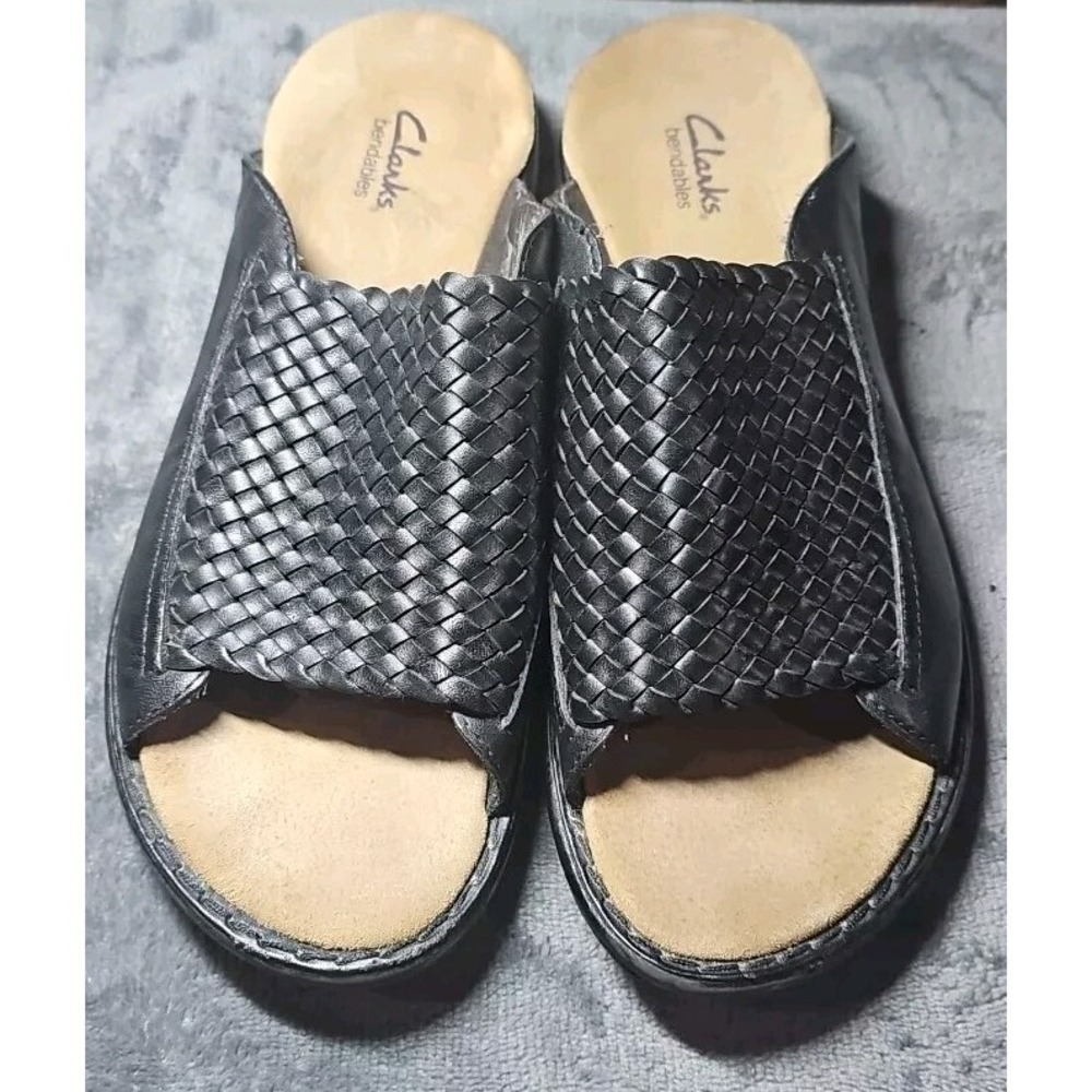 Clarks 9.5 Open Toe Cushion Slides Black Weave Leather Comfort‎ Insole L05